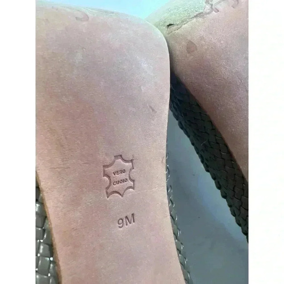 Joan & David shoes - Picture 3 of 3